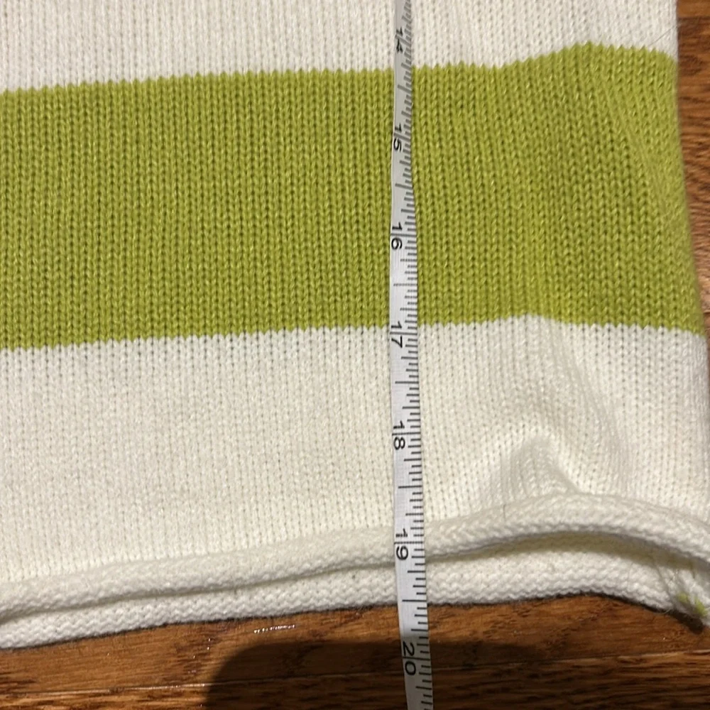 Sweater - Picture 8 of 11